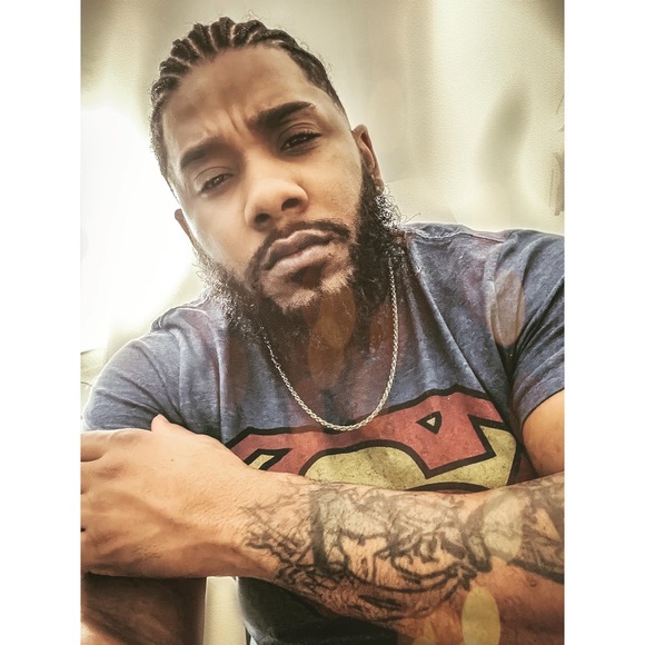 Meet your Posher, Jonathan - Picture 1 of 1